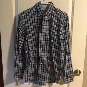 Men’s Izod long sleeve button down shirt